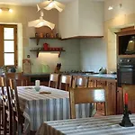 Bed & Breakfast D'hotes La Rossillonie