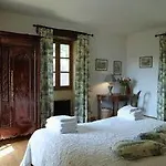 Bed & Breakfast D'hotes La Rossillonie 3*