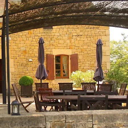 D'hotes La Rossillonie Bed and Breakfast Beynac-et-Cazenac