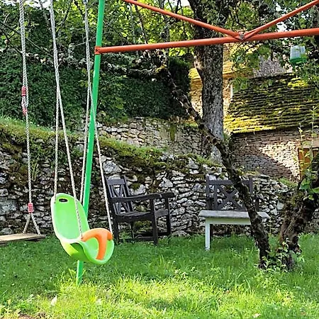 D'hotes La Rossillonie Bed and Breakfast 3*