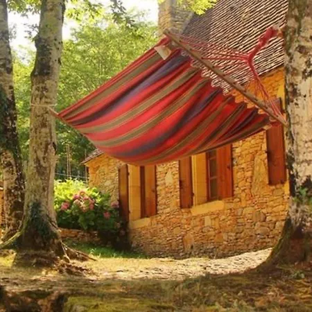 D'hotes Avec Piscine La Rossillonie Bed & Breakfast
