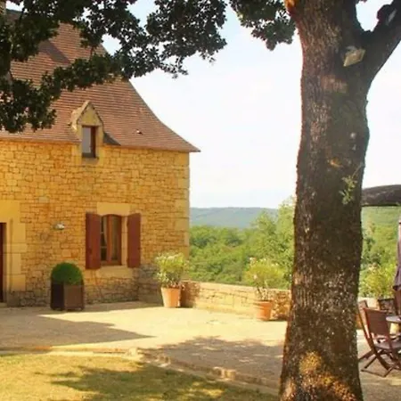 Bed & Breakfast D'hotes Avec Piscine La Rossillonie 3*